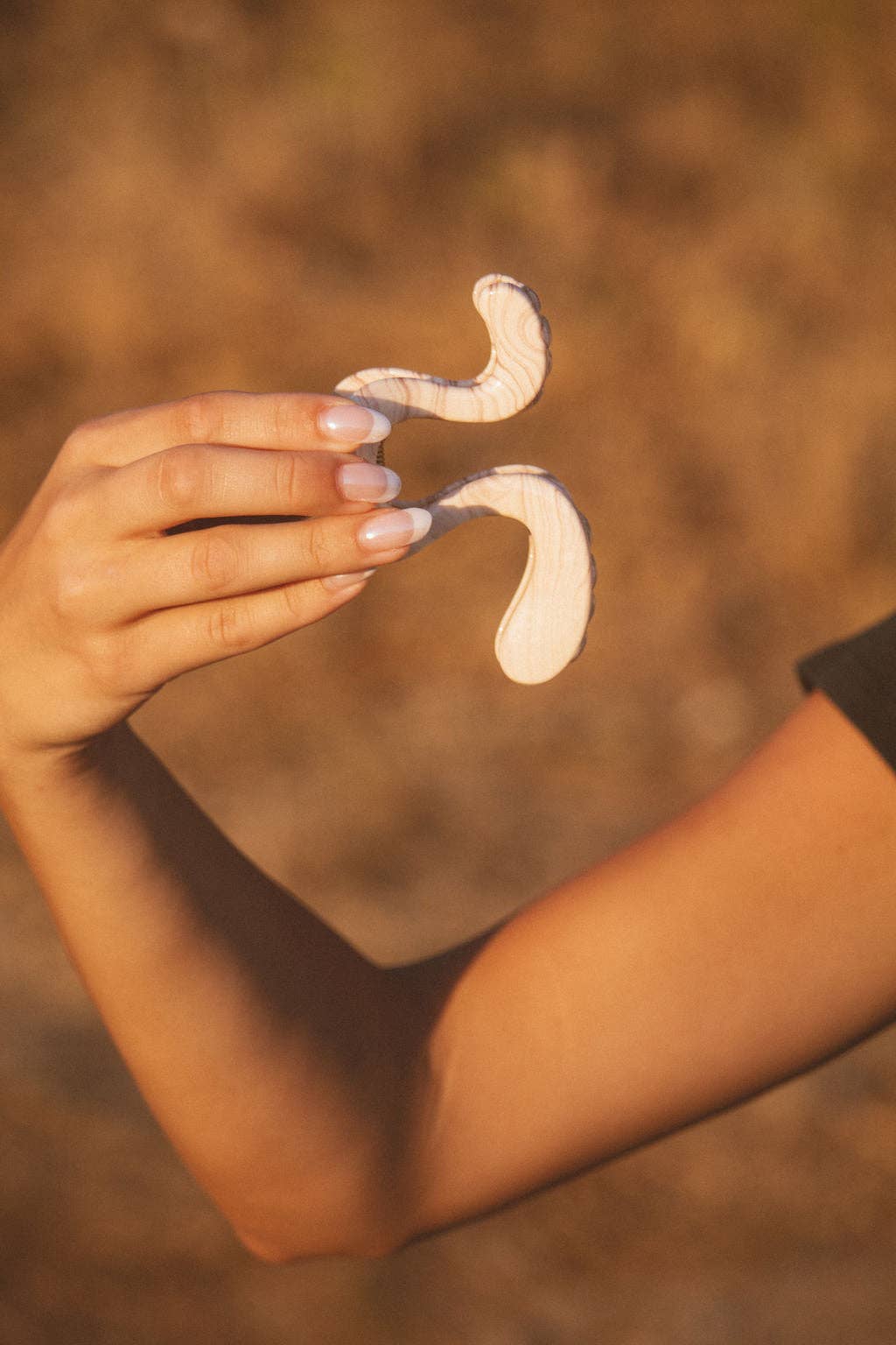 Shop ANDi - Swirly Fall Claw Clip