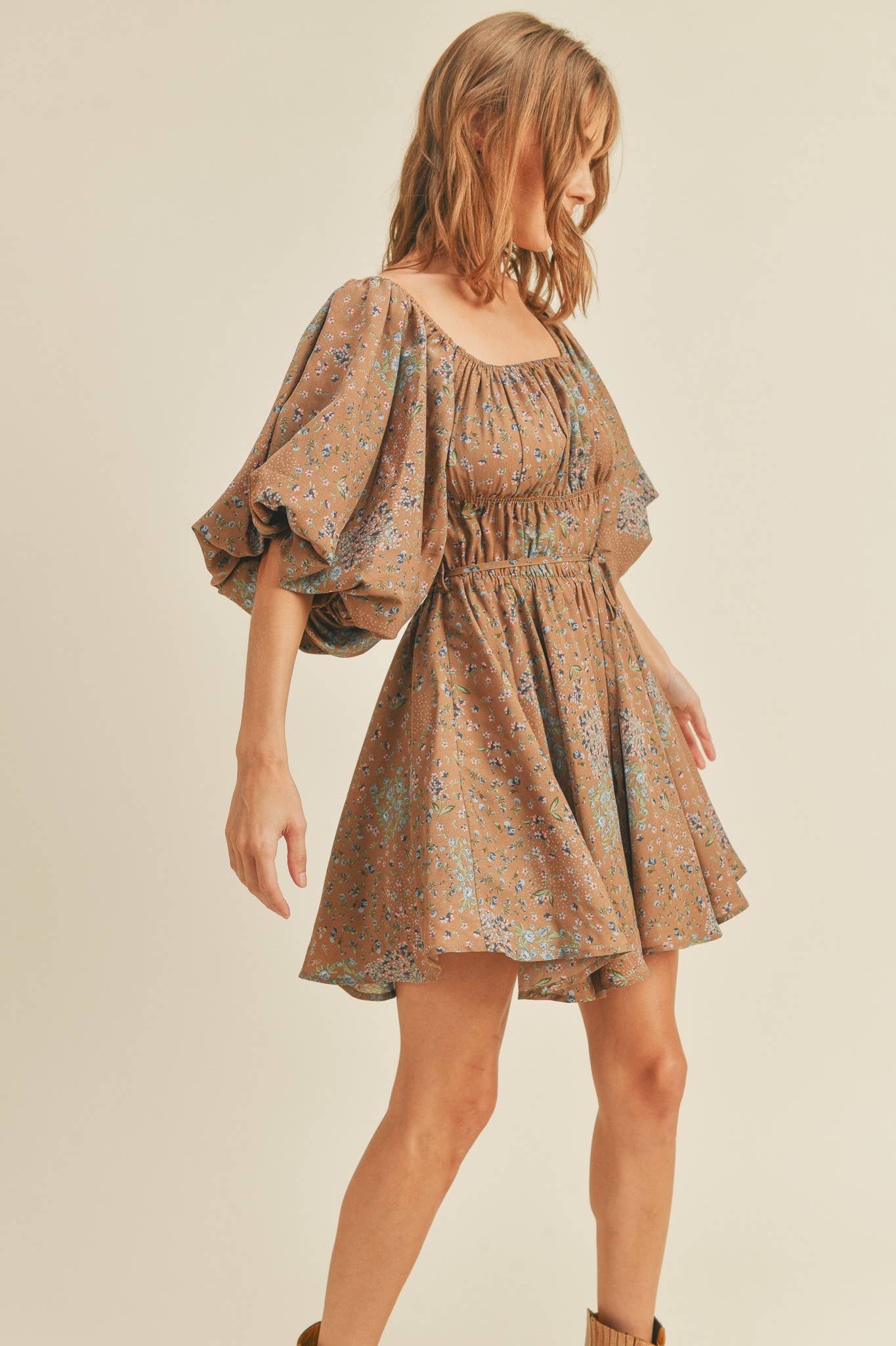 Parmalee FLORAL PRINT BUBBLE SLEEVE FLARED MINI DRESS