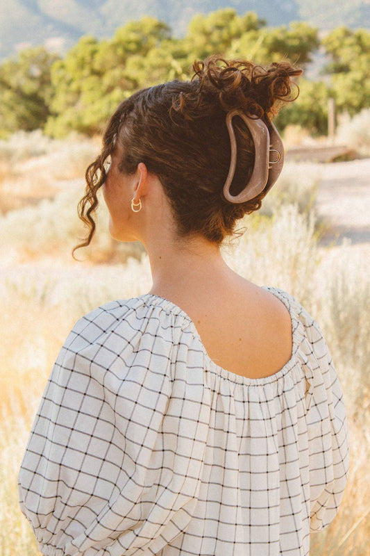 Shop ANDi - Creamy Brown Claw Clip