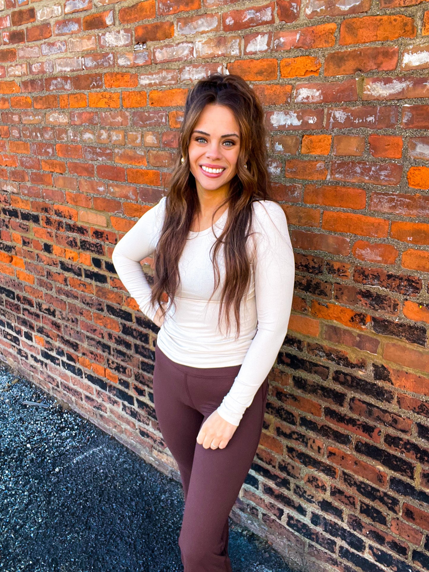 FLARED YOGA PANTS