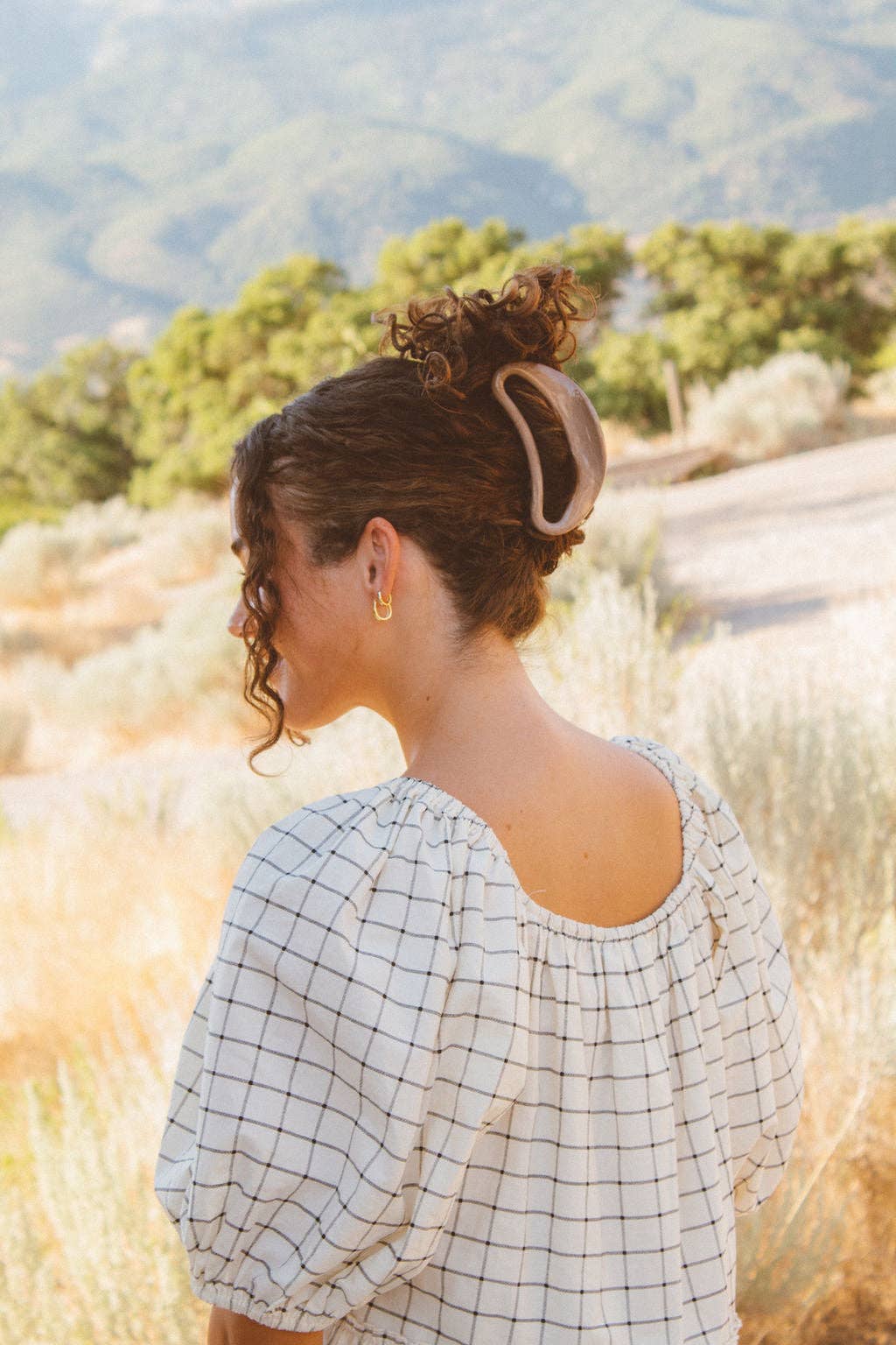 Shop ANDi - Creamy Brown Claw Clip