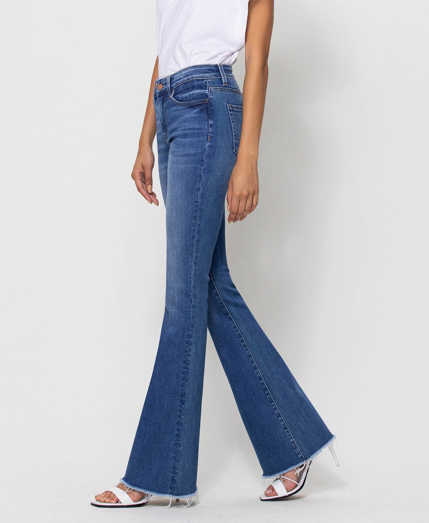 MID RISE RAW HEM FLARE JEANS T5349