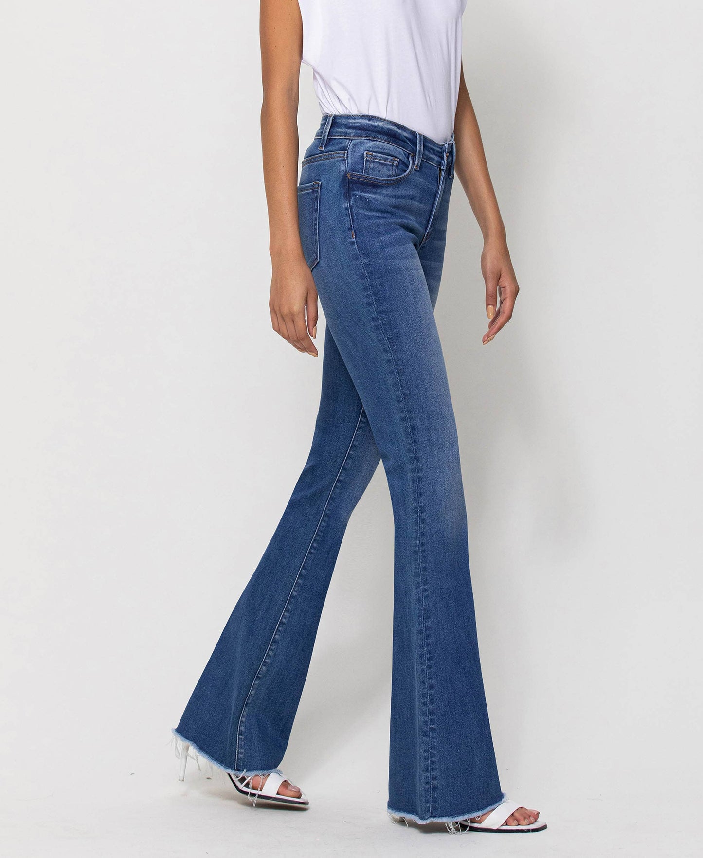 MID RISE RAW HEM FLARE JEANS T5349