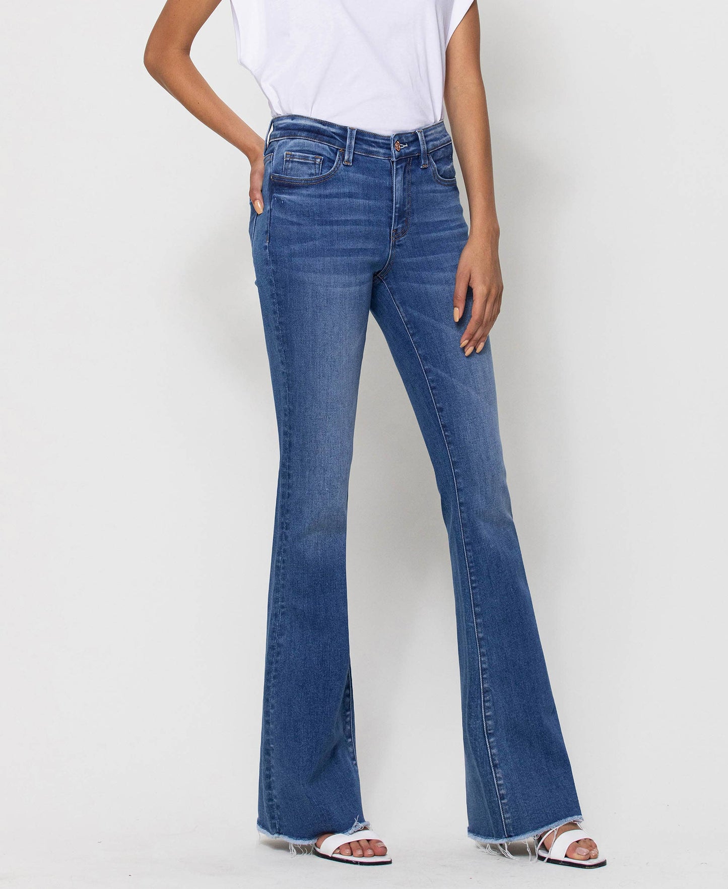 MID RISE RAW HEM FLARE JEANS T5349